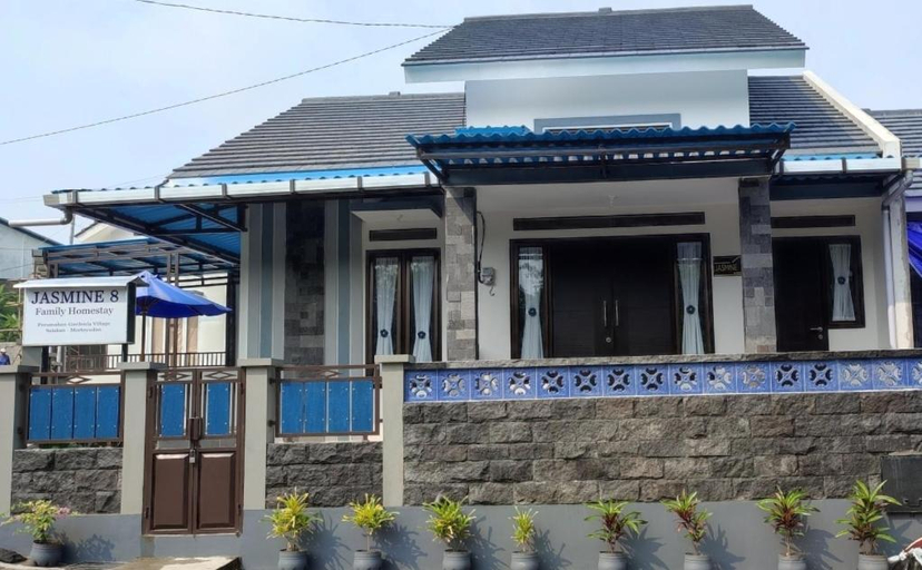Exterior & Views 1, JASMINE 8 Family HomeStay, Magelang