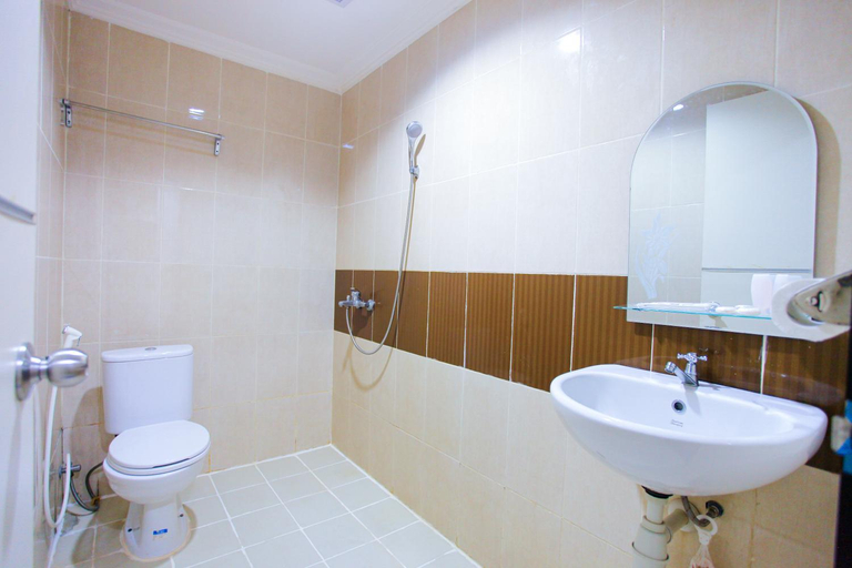 Bathroom 5