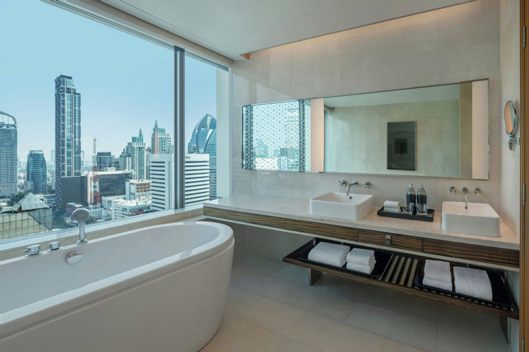 Bathroom 11