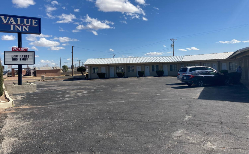 Others 5, Value Inn, Culberson
