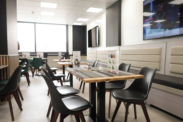 Food & Drinks 4, Waypoint Suites, Dakar