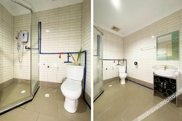 Bathroom 3, Hotel O Tambunan Nature Lodge, Tambunan
