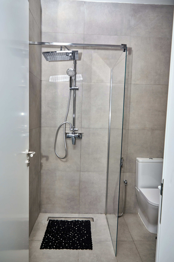 Bathroom 3, Waypoint Suites, Dakar