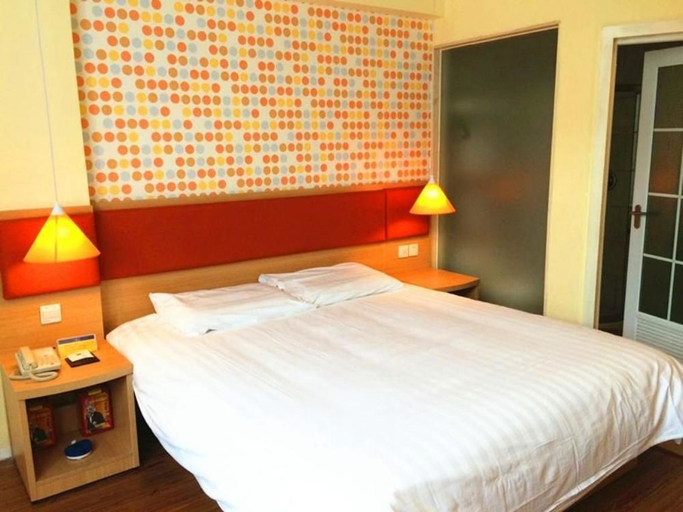 Bedroom 4, Ji Hotel (Xiamen Zhongshan Road), Xiamen