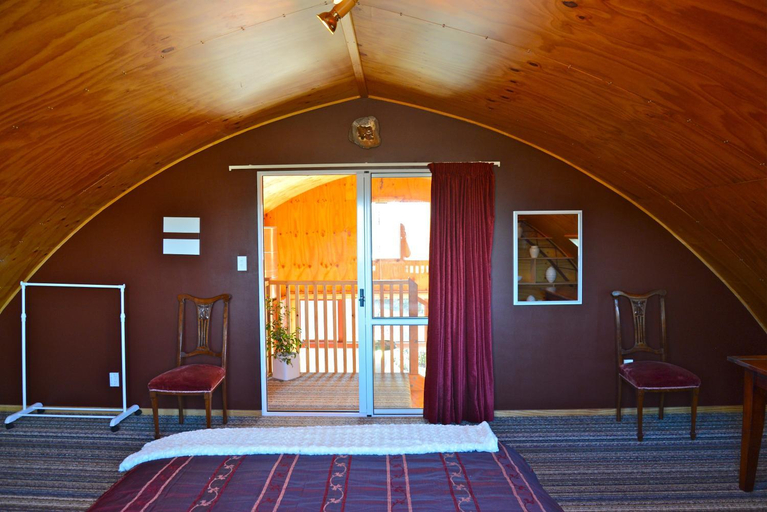 Others 2, Barn Bed & Breakfast, Dunedin