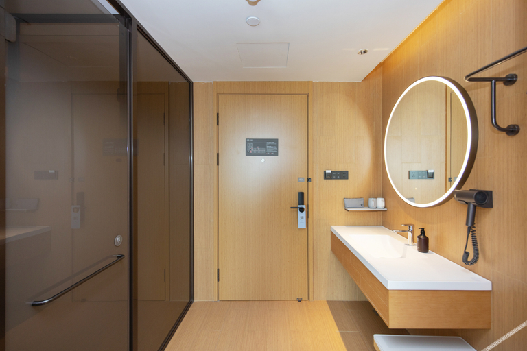Bathroom 3, Ji Hotel Qingdao Huangdao Wangtai Town, Qingdao