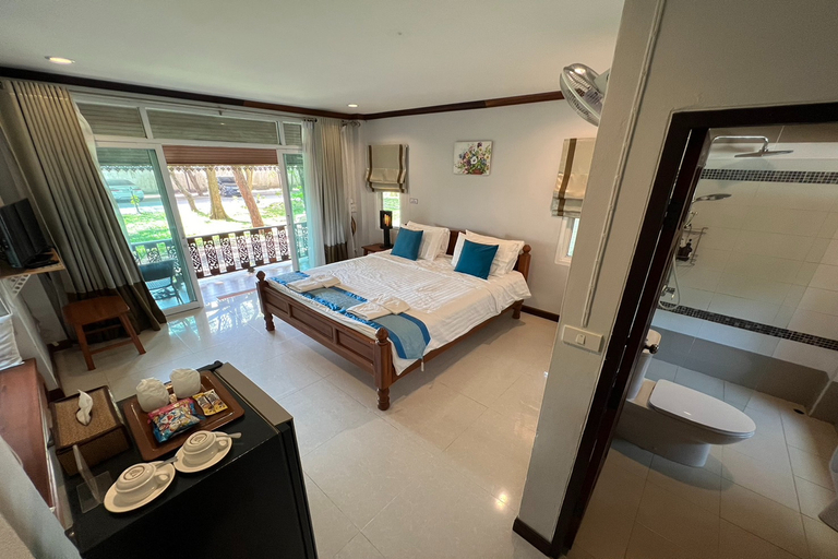 Bedroom 2, Baan Nam Pen Resort, Bang Khon Ti