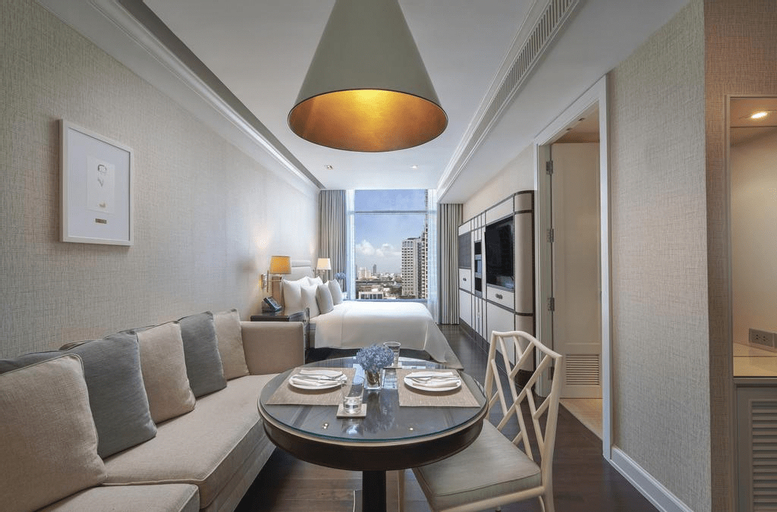 Dining Room 4