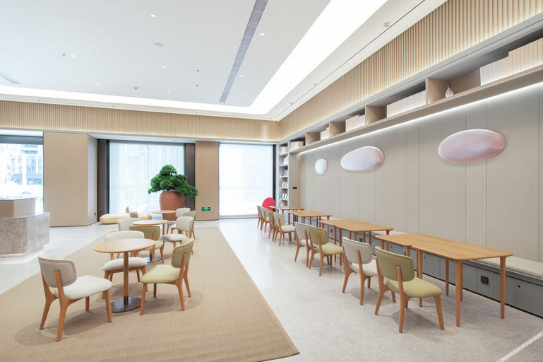 Food & Drinks 4, Ji Hotel Chifeng Station East Square, Chifeng
