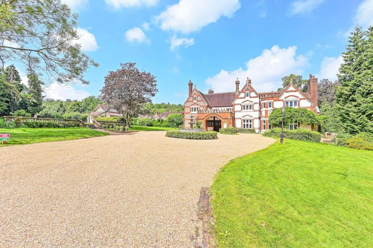 Others 2, Exquisite Manor House in Surrey Hills, Surrey