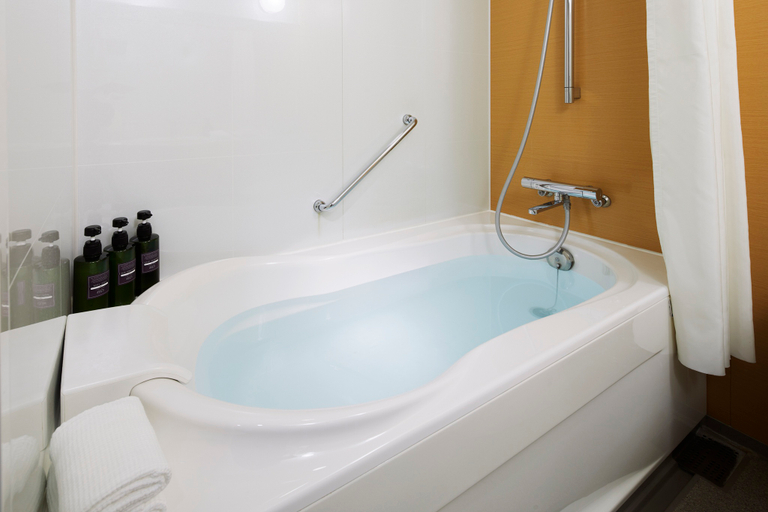 Bathroom 19