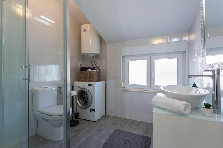 Bathroom 4, Melki for 12 people with private pool, Klis