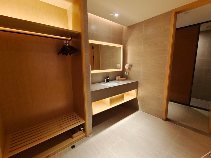 Bathroom 3, JI Hotel Xuzhou Hubu Mountain, Xuzhou