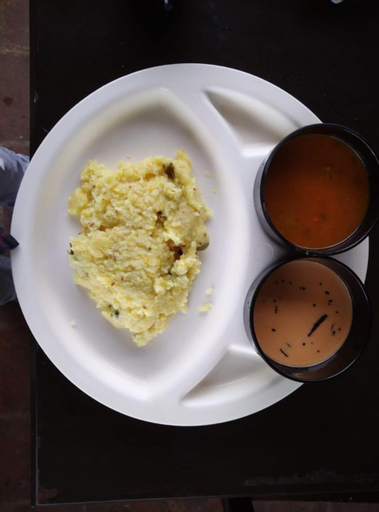 Food & Drinks, Convastay Gajel- Near Apollo Greams Road, Chennai