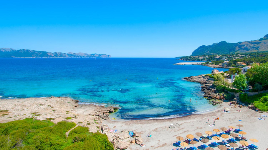 Others 3, Villa Camila para 7 junto a playa de Sant Pere, Baleares