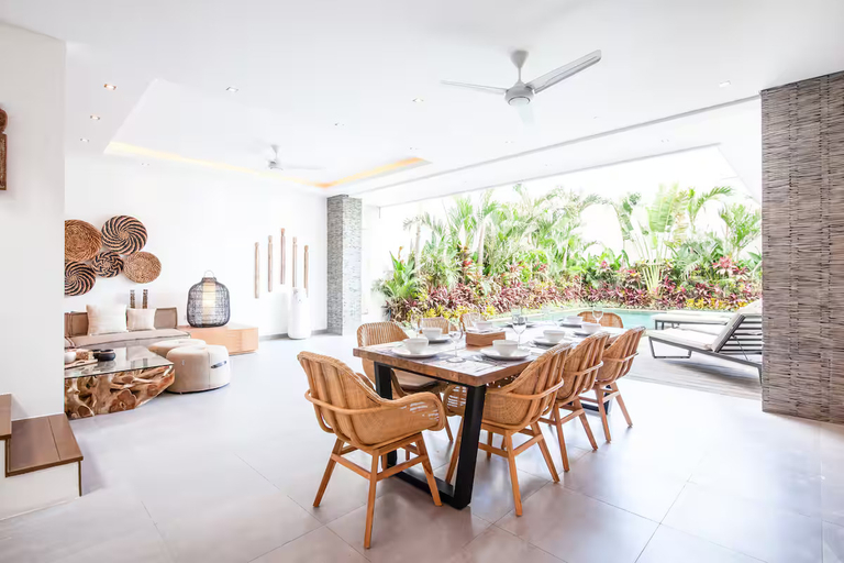 Others 5, Villa Chilli - Seaside Haven: Charming 4BR Villa, 5 Min to beach, Badung