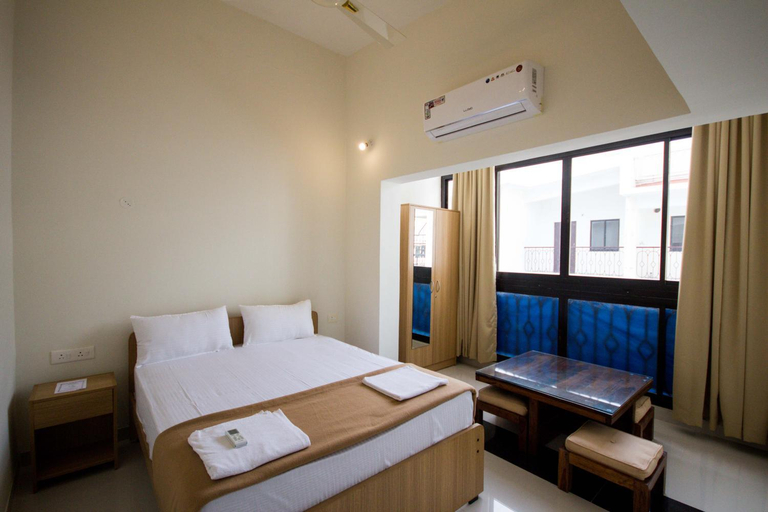 Bedroom 2, 2BHK -Balcony & Pool View -Monarch Palms, Cadolim, North Goa