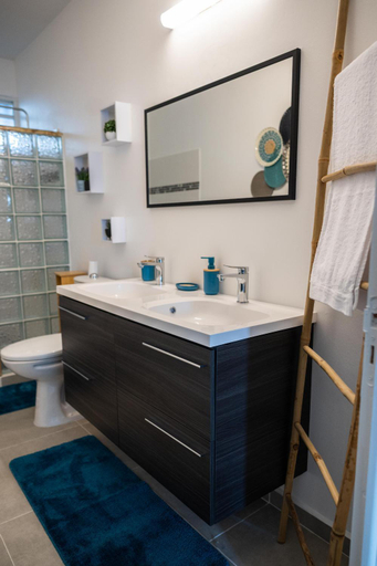 Bathroom, Villa Sunnydays Piscine, Vue Mer & Evasion Tropicale Guadeloupe, Sainte-Anne