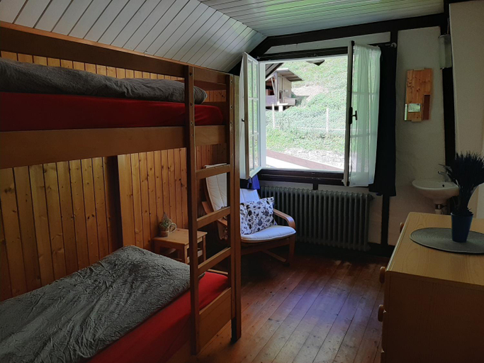 Bedroom 4, Hostel Rotschuo Jugend- und Familienferien, Nidwalden
