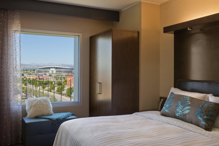 Bedroom 3, SpringHill Suites by Marriott Denver Downtown, Denver