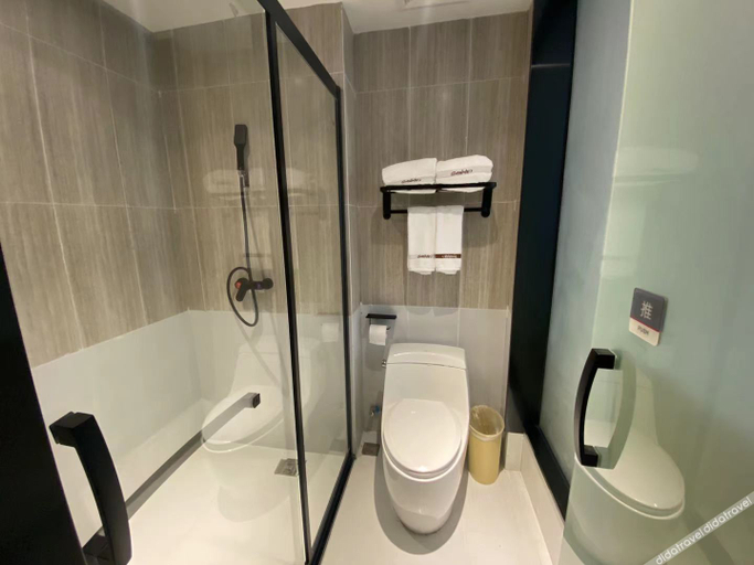 Bathroom 3, Shankee Hotel (Anyi Fenghuangshan Industrial Park), Nanchang