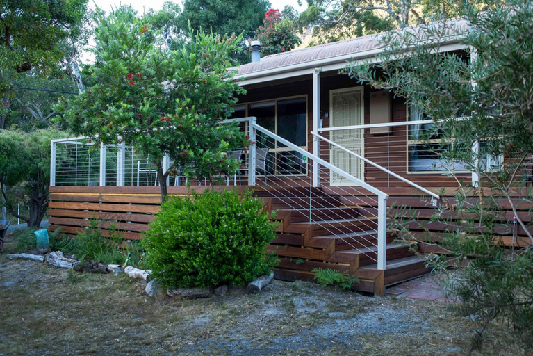 Ellimata Holiday Cottage, N. Grampians  - Stawell