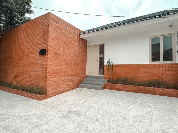 Exterior & Views 1, Villa 3BR Neru House Near Taman Budaya by SAKALA HOME, Bogor
