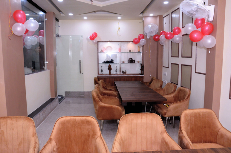 Others 5, Hotel Subhadra, Kannauj