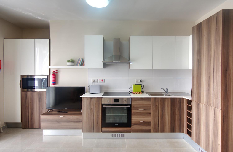 Others 5, Marbella Holiday Apartments - Seafront - Wifi