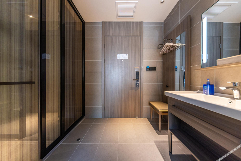 Bathroom 3, Hanting Hotel Longxi People's Square, Dingxi