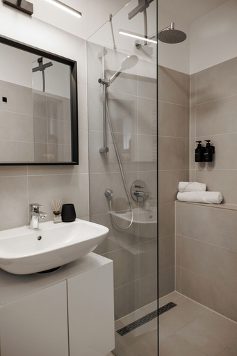 Bathroom, ViennaCityLoft with Terrace SelfCheckIn, Wien
