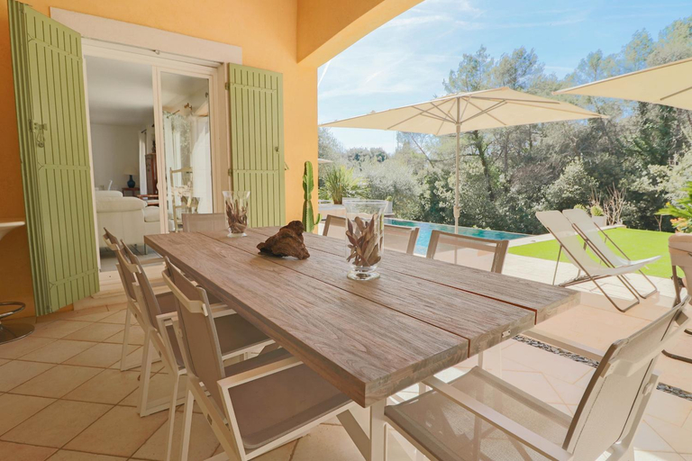 Others 4, Peaceful Villa with Infinity Pool, 10' from the Center of Antibes, Alpes-Maritimes