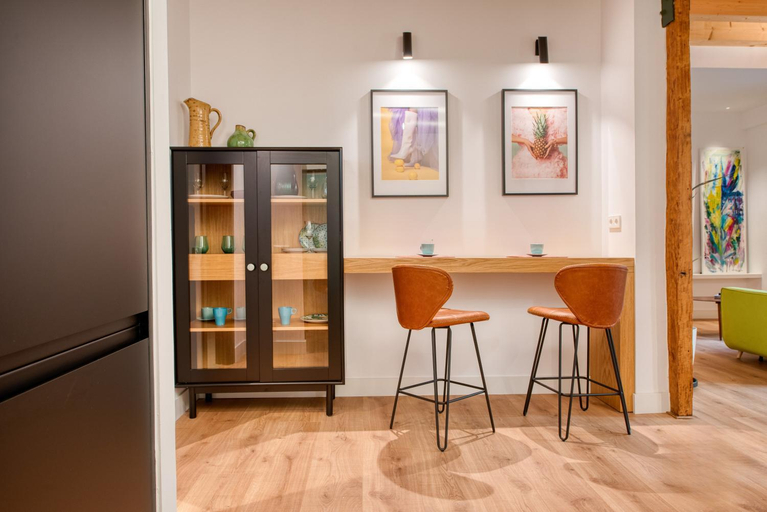 Others 3, Boutique D’Argent, Toledo