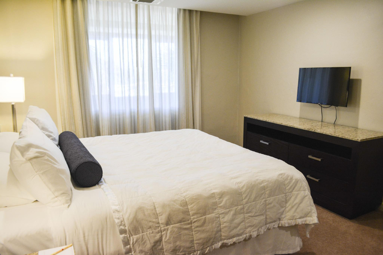 Bedroom 14