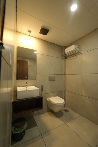 Bathroom 2, GEORJOYS HOTELS & RESORTS, Wayanad