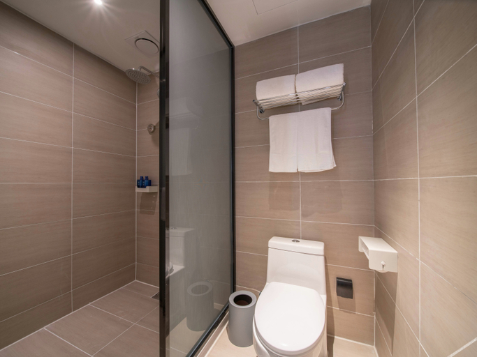 Bathroom 3, Hanting Hotel Jinan East Railway Station, Jinan