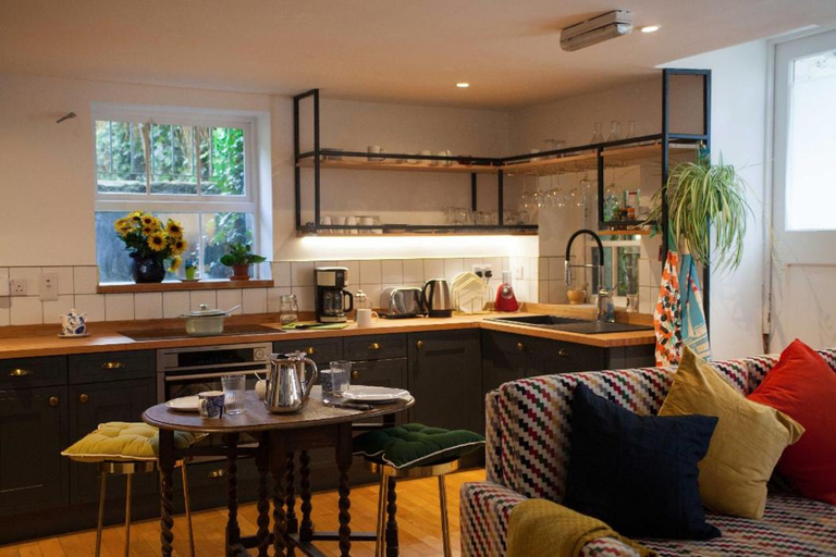 Others 5, The Historical Harcourt Suites, Dublin
