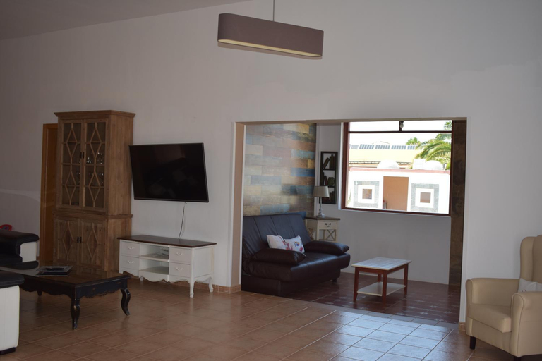 Others 2, Villa Experience Heated Salty Water Pool, Las Palmas