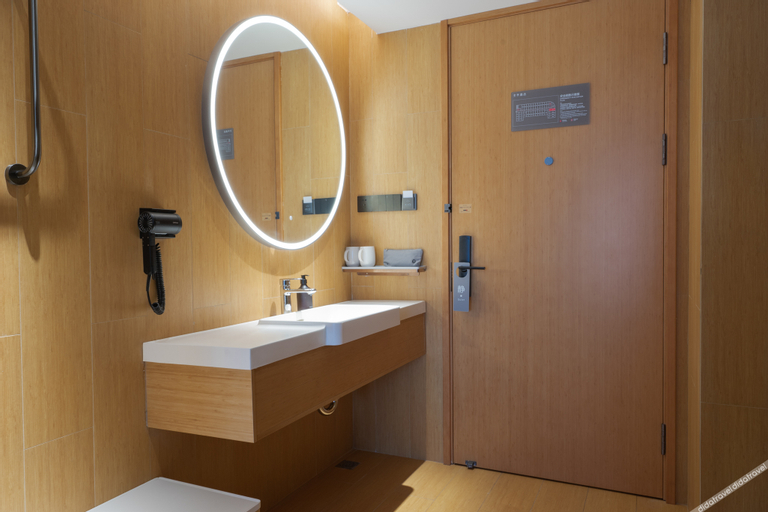 Bedroom 3, Ji Hotel Shenzhen Baoan International Convention and Exhibition Center Fuhai, Shenzhen