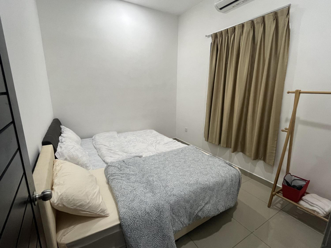 Bedroom 12
