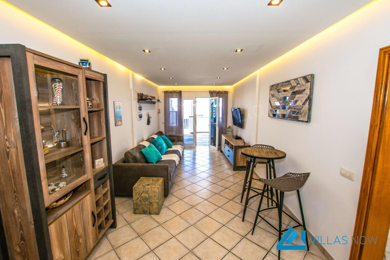 Shared lounge/TV area