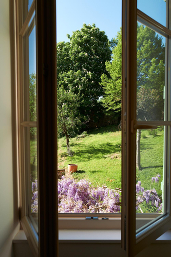 Others 5, La Porte des Pres, Saône-et-Loire
