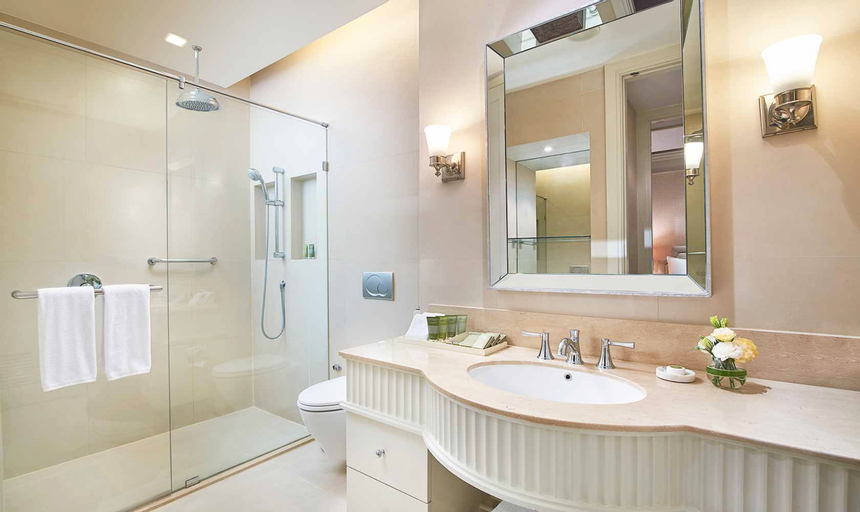 Bathroom 4