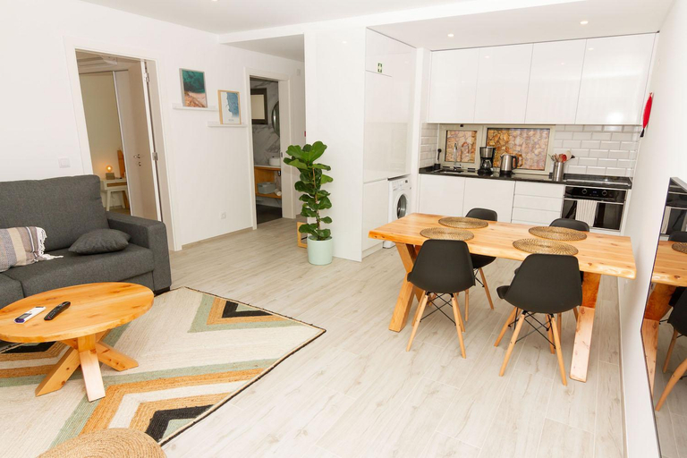 Others 5, Ericeira Surf Apartments, Mafra