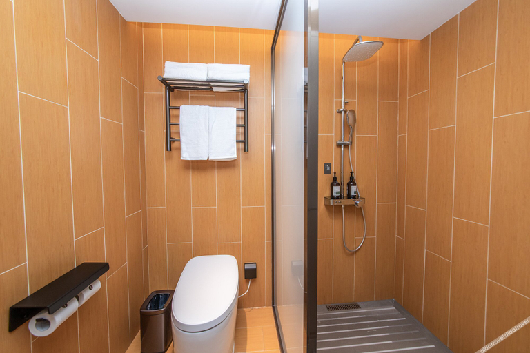 Bathroom 3, JI Hotel (Yibin Xizhan Zhanqian Square), Yibin