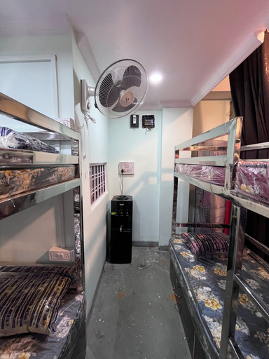 Bedroom, Aarav Dormitory, Hoshangabad