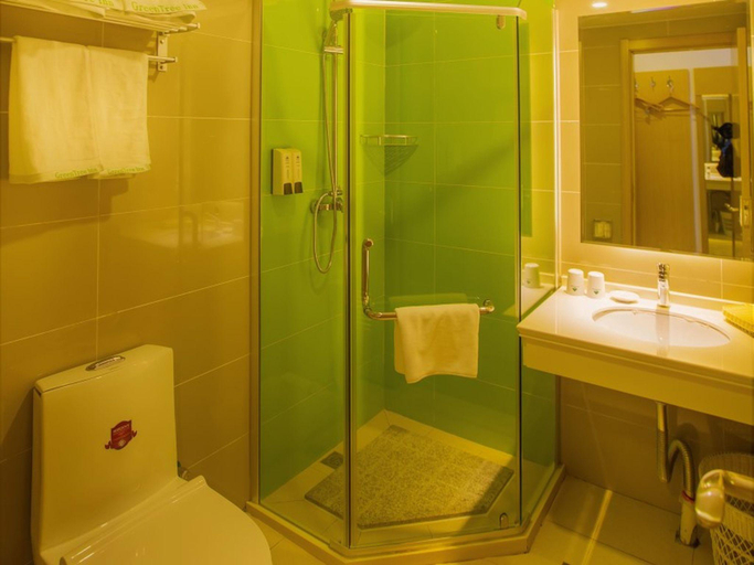 Bathroom 4, GreenTree Inn (Shenyang North Railway Station), Shenyang