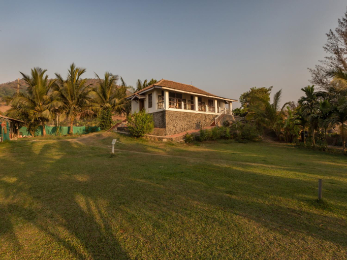 Others 5, Salt Rim, 2 BDR Beachfront villa on secluded Beach, Raigarh