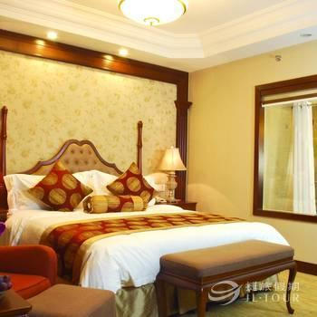 Bedroom, Pacific Hotel, Shanghai