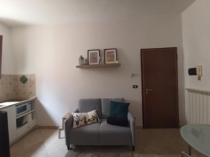 2, L'Angelo pellegrino miniappartamenti, Rieti